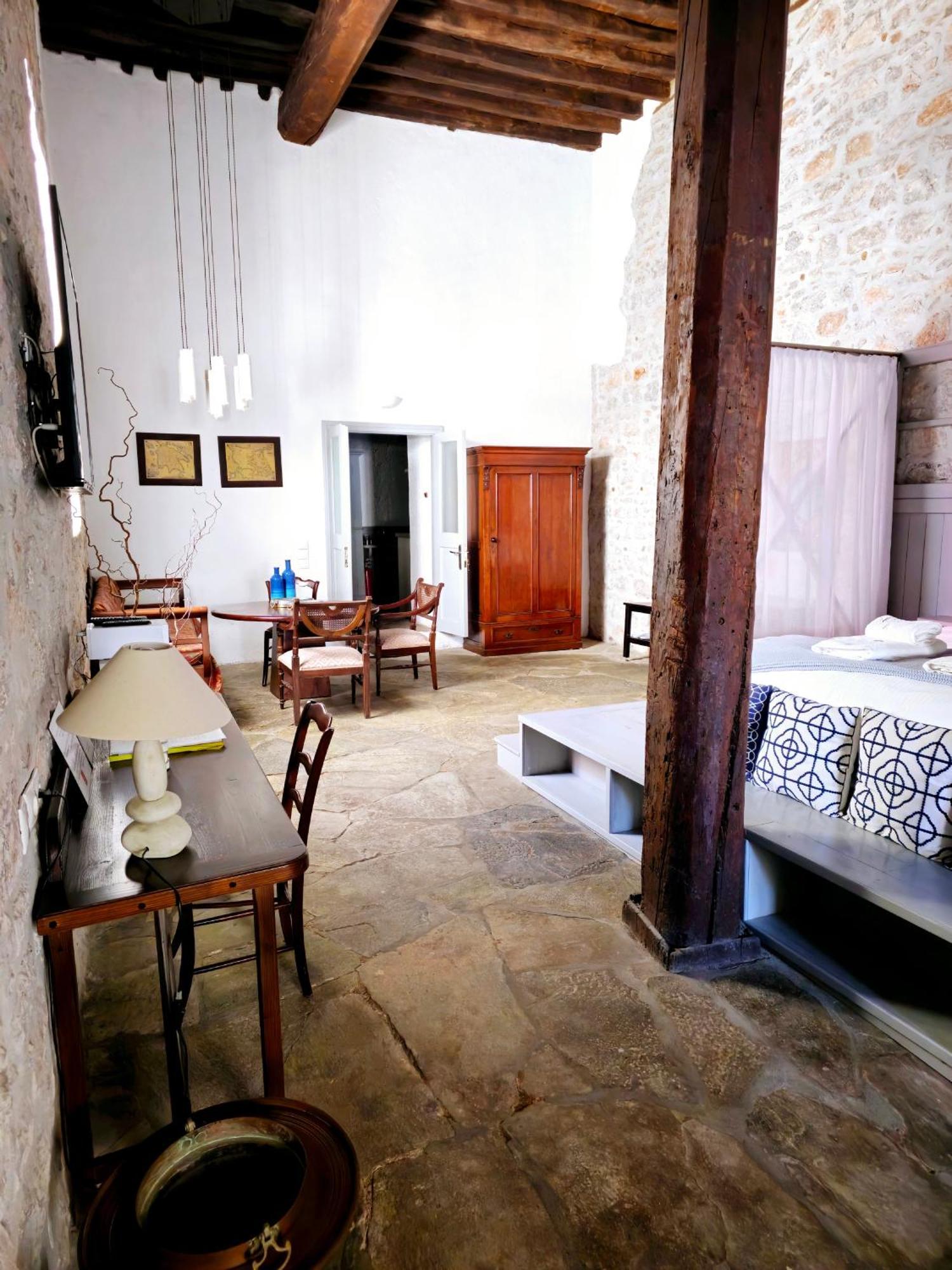 Keresbino Hydra Manor House 빌라 외부 사진